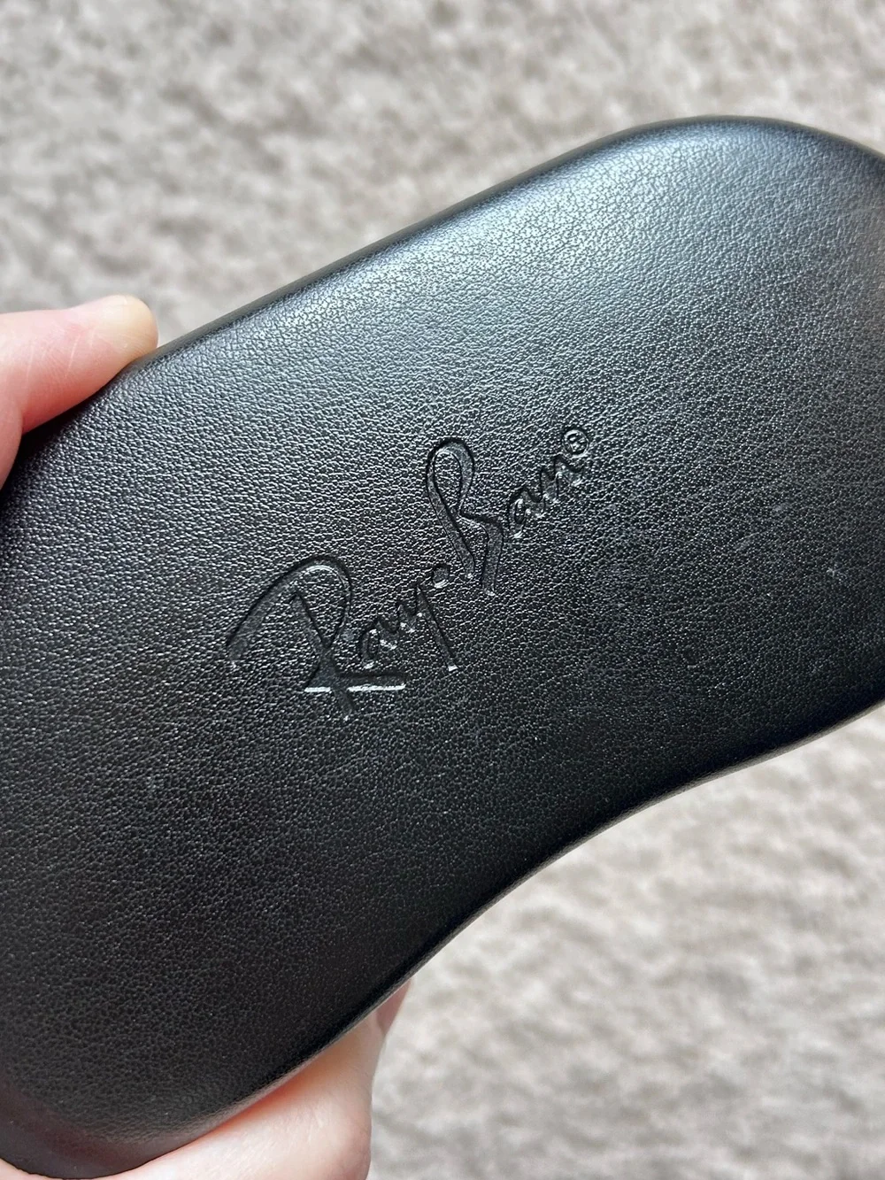 Ray-Ban Faux Leather Embossed Logo Hard Shell Clamshell Glass Case Black OS